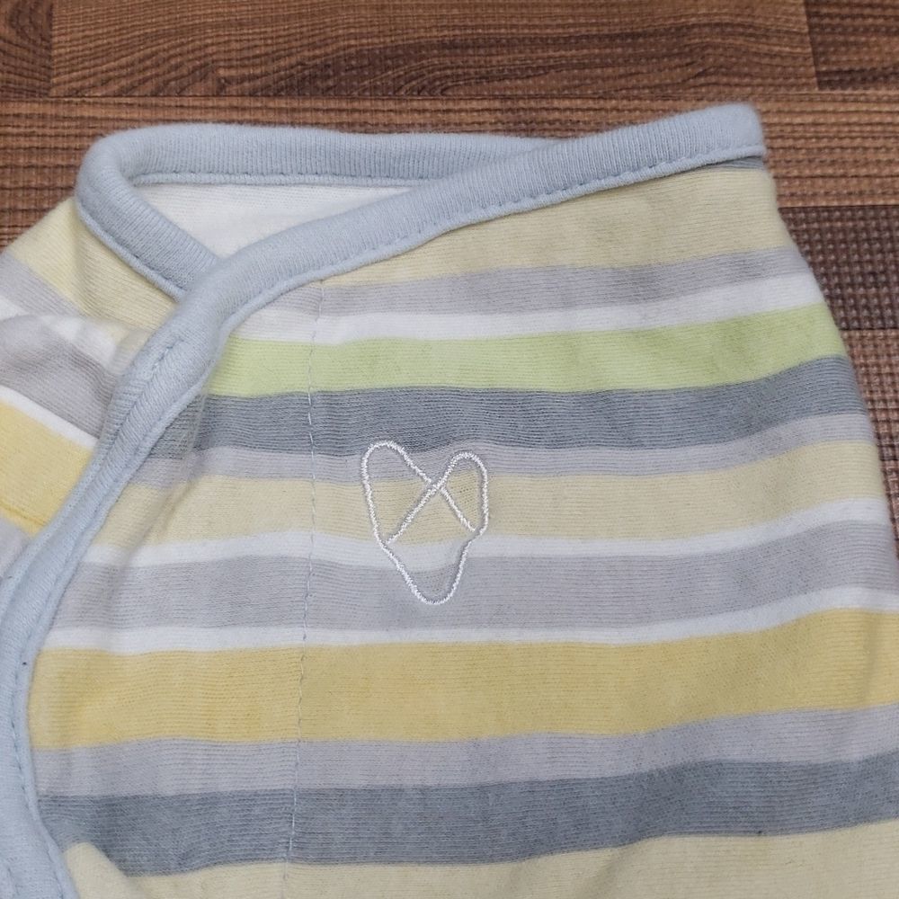 SwaddleMe Wrap size Small / new born - Picture 4 of 6